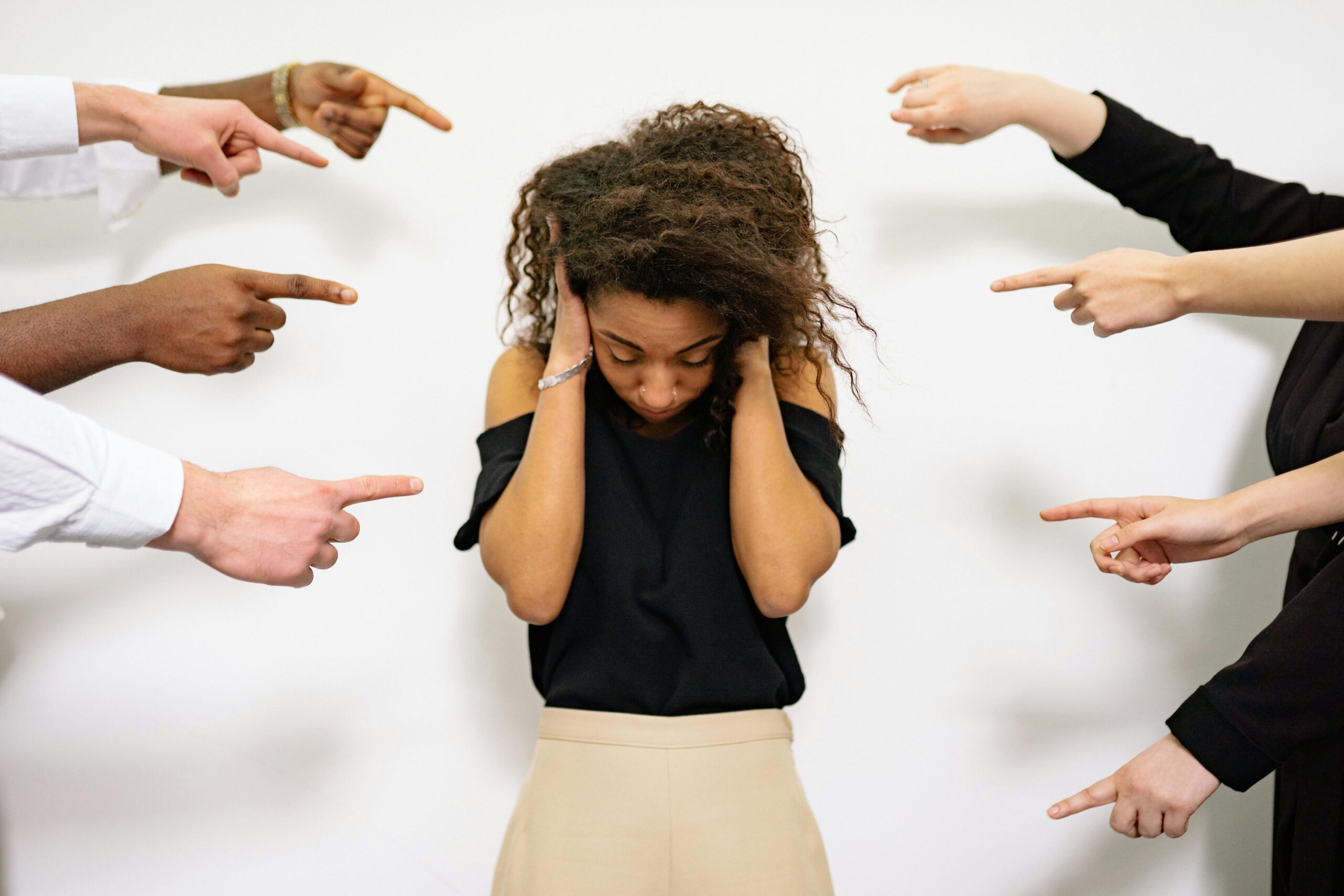 You are currently viewing Les 7 meilleures astuces pour gérer l’anxiété sociale