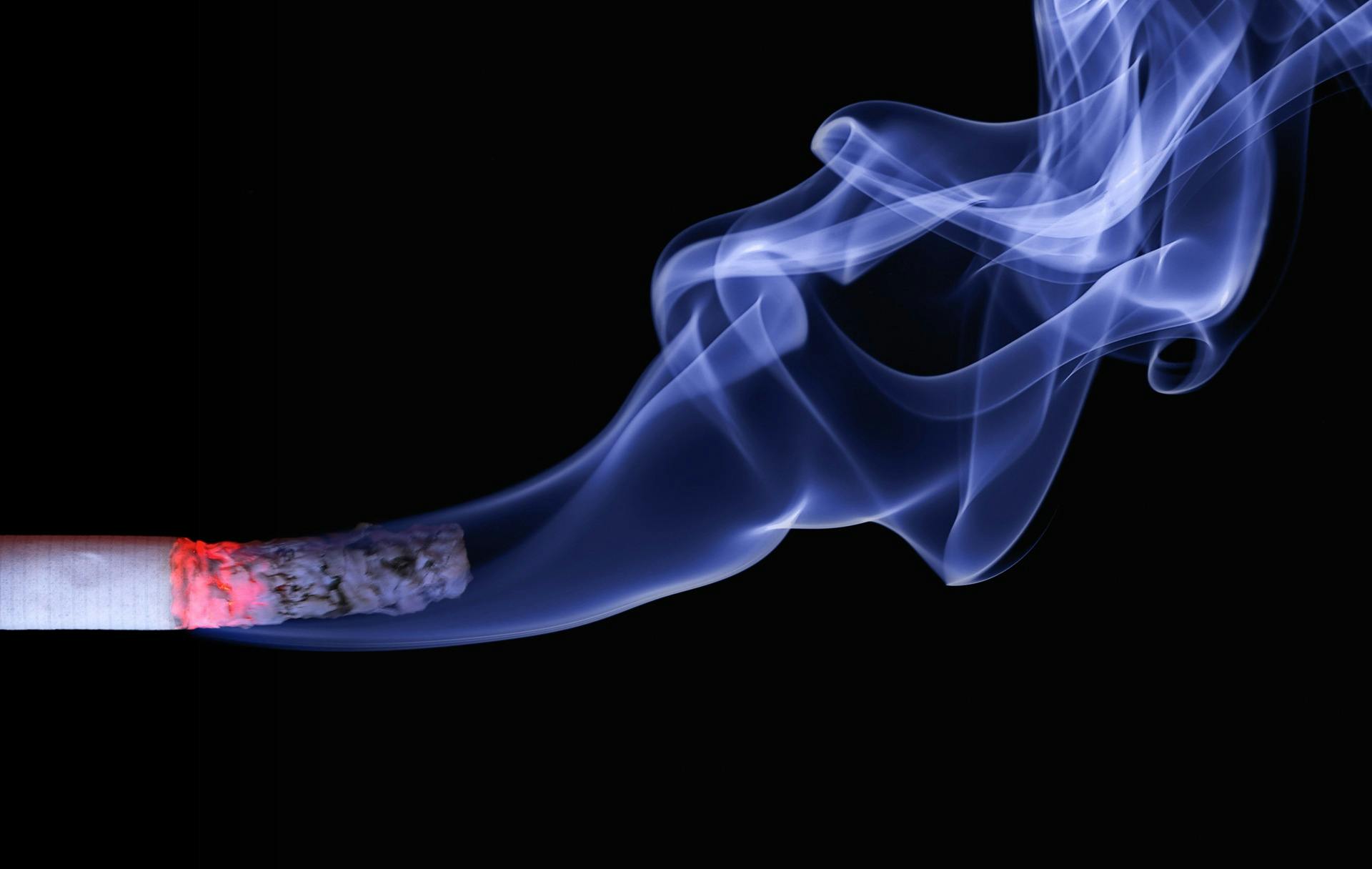 You are currently viewing Hypnose et arrêt du tabac : comment ça fonctionne vraiment ?